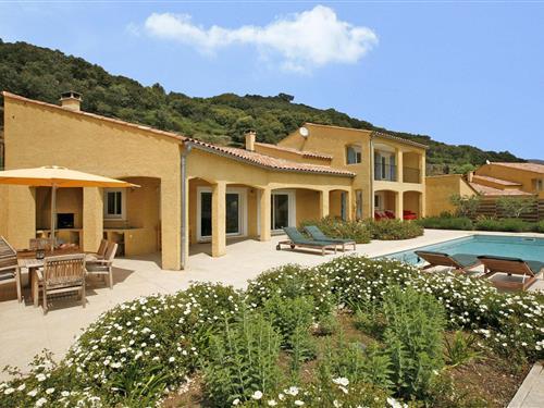 Sommerhus - 8 personer -  - 34460 - Roquebrun