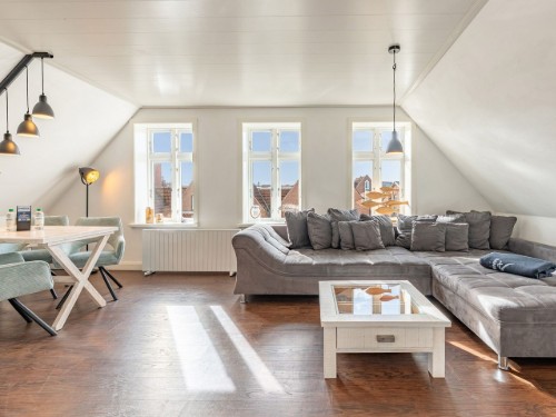 Holiday apartment - 4 persons -  - Wasserreihe - 25813 - Husum