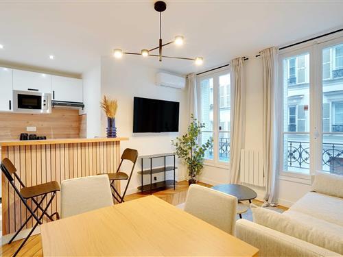 Holiday Home/Apartment - 4 persons -  - 75018 - Paris