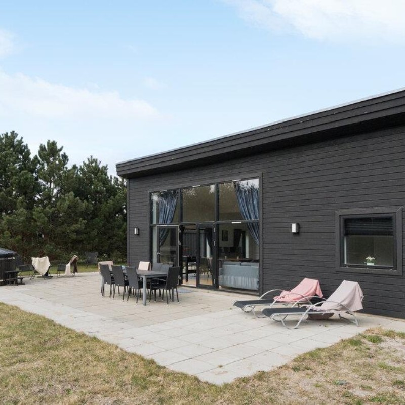 Sommerhus - 10 personer -  - Savavej - Marielyst - 4873 - Væggerløse