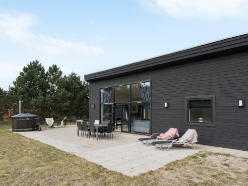 Holiday home - 10 persons -  - Savavej - Marielyst - 4873 - Væggerløse