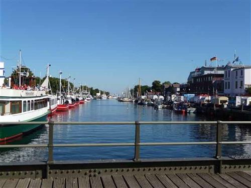 Holiday Home/Apartment - 4 persons -  - Friedrich-Franz-Str. - 18119 - Rostock / Warnemünde