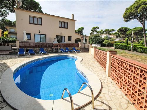 Feriehus - 8 personer -  - Pals - 17256