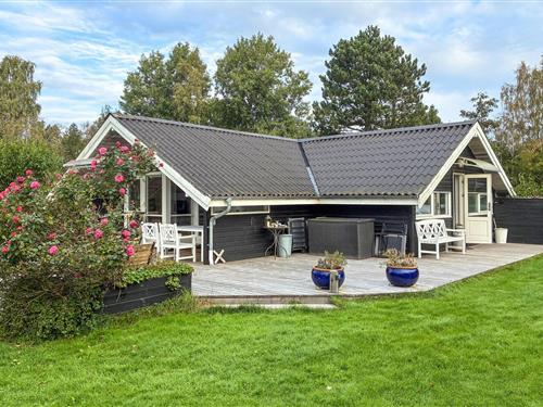 Sommerhus - 10 personer -  - Berberisvej - Ulvshale - 4780 - Stege