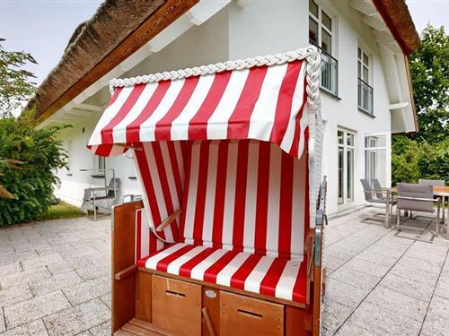 Holiday Home/Apartment - 7 persons -  - Dorfstraße - 18586 - Groß Stresow - Rügen