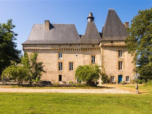 Slot / Borg - 4 personer -  - 24800 - Chalais