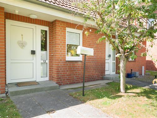 Holiday home - 6 persons -  - Amselweg - 23746 - Kellenhusen