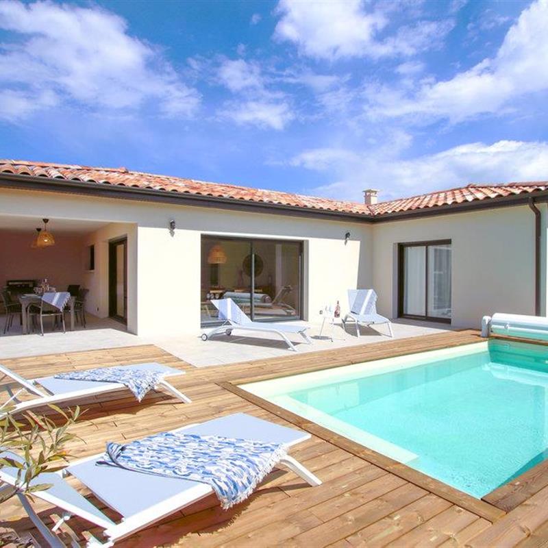 Sommerhus - 8 personer -  - Route de Montélimar - 26160 - La Bégude De Mazenc