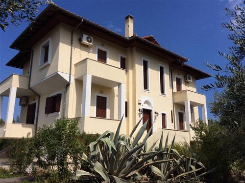 Holiday Home/Apartment - 12 persons -  - 37008 - Amaliapoli