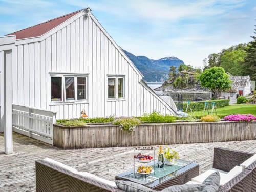 Holiday apartment - 6 persons -  - Finnvikvegen - Finnvik/Vindafjorden - 4235 - Hebnes
