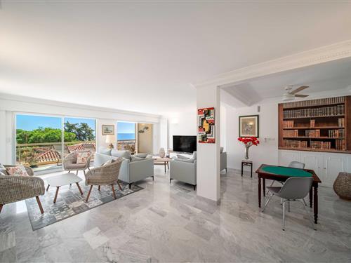 Holiday apartment - 6 persons -  - 06400 - Cannes