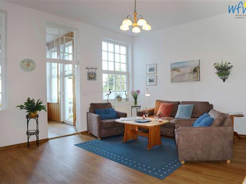 Holiday Home/Apartment - 4 persons -  - Strandpromenade - 18609 - Binz