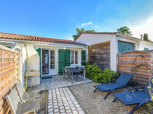Holiday home - 8 persons -  - 17740 - Ste. Marie De Re