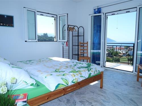 Holiday apartment - 5 persons -  - Eparchiaki Odos Koronis-Kamarias - 24006 - Finikounda