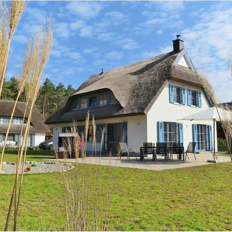 Sommerhus - 8 personer -  - 18551 - Glowe