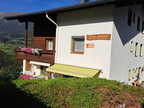 Holiday Home/Apartment - 6 persons -  - Dorf - 6474 - Jerzens