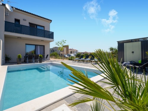 Holiday home - 8 persons -  - Zatonska ulica - 22211 - Vodice