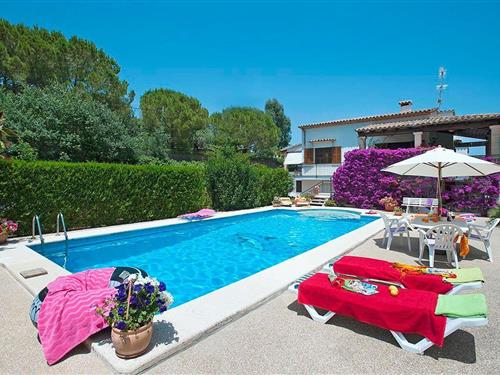 Holiday home - 6 persons -  - Diseminado Poligono 6, - 07460 - Pollença