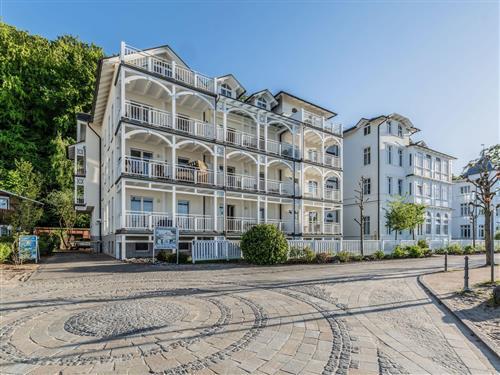 Holiday Home/Apartment - 2 persons -  - Strandpromenade - 18609 - Binz