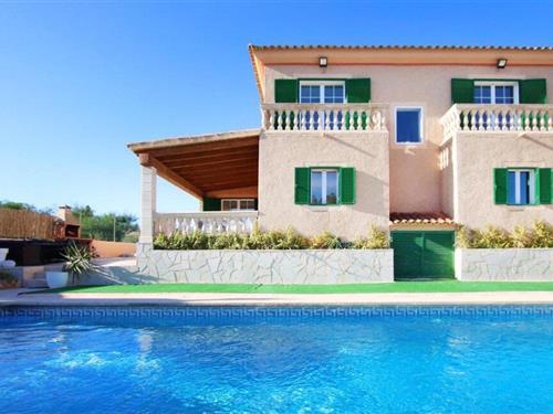Sommerhus - 8 personer -  - Carrer Es Verdra - Cala Murada - 07689 - Cales De Mallorca