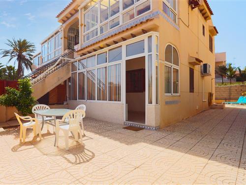 Ferienhaus - 4 Personen -  - Dr. Angel Garcia Rogel, - 03183 - Torrevieja