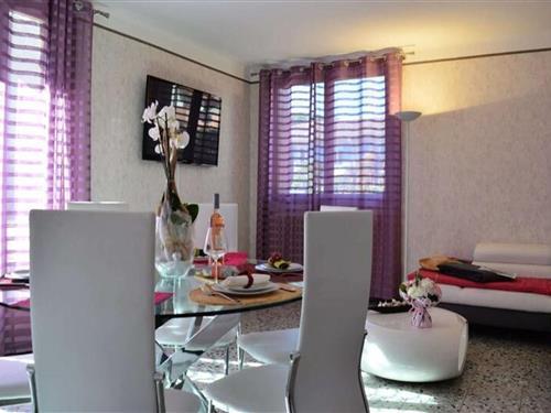 Ferienhaus - 6 Personen -  - 83600 - Frejus