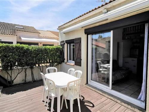 Holiday Home/Apartment - 6 persons -  - 11370 - Leucate