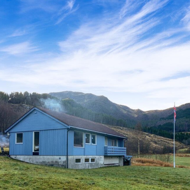 Sommerhus - 5 personer -  - Ertvågsvegen - Aure - 6693 - Mjosundet