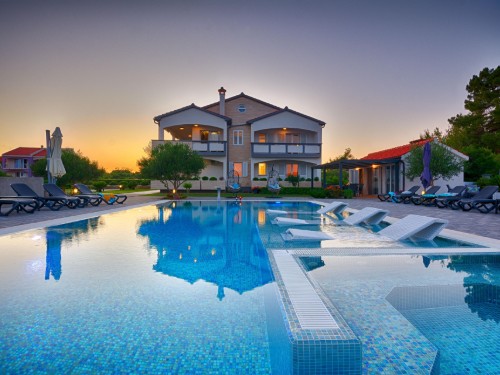 Holiday apartment - 6 persons -  - Ulica Šetnica Jadro - 23234 - Vir