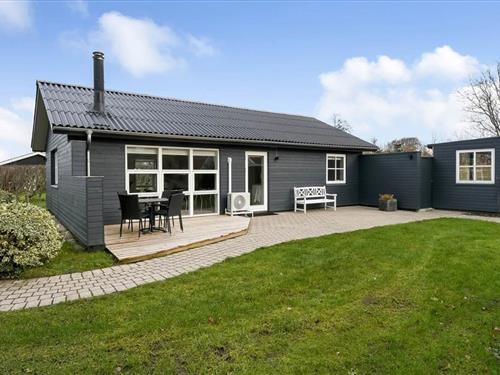 Fritidshus - 6 personer -  - Lukkebjerg - Bork Havn - 6893 - Hemmet Strand