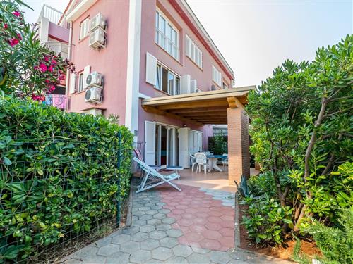 Holiday apartment - 6 persons -  - Ul. Popa Petra Dorcica - 51523 - Baska