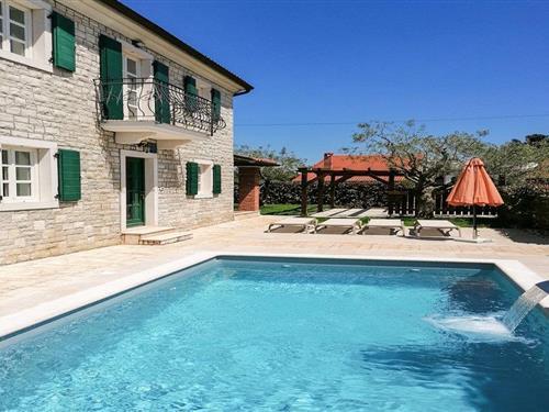 Holiday home - 4 persons -  - Buici - 52440 - Porec