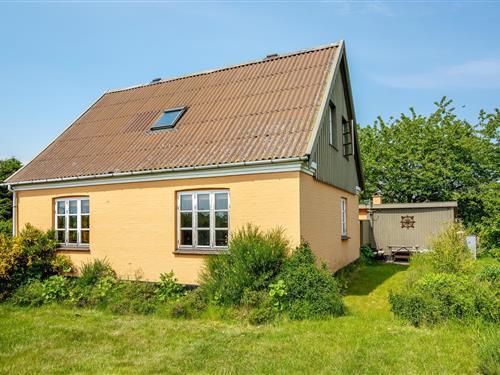 Holiday Home/Apartment - 6 persons -  - Kirkebyvej - 3751 - Østermarie