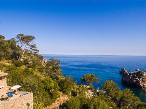 Holiday home - 4 persons -  - Urbanizacion Sa Cala - Antonio, Deia - 07179 - Deia