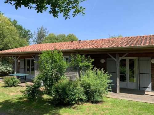 Holiday home - 6 persons -  - 79320 - Moutiers-Sous-Chantemerle