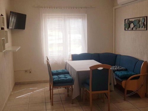 Holiday apartment - 6 persons -  - 51281 - Lopar