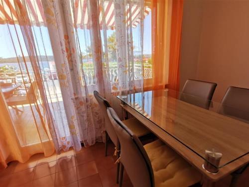 Ferielejlighed - 2 personer -  - 21223 - Okrug Gornji