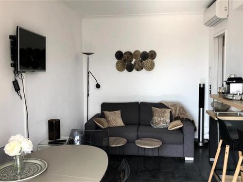 Holiday Home/Apartment - 2 persons -  - 06400 - Cannes