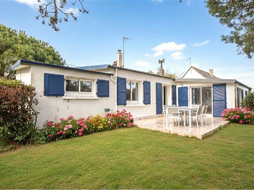 Holiday home - 6 persons -  - Allée des bleuets - 50430 - Saint-Germain-Sur-Ay