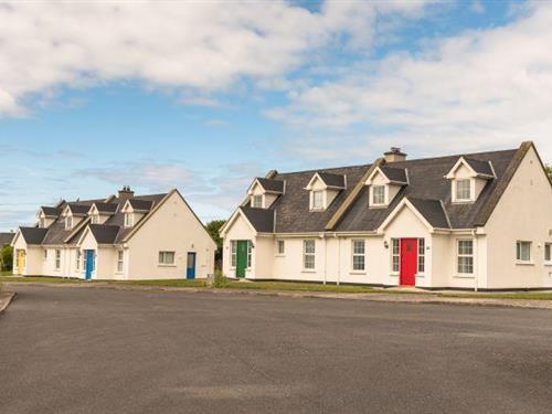 Holiday home - 6 persons -  - V31 FK66 - Ballybunion