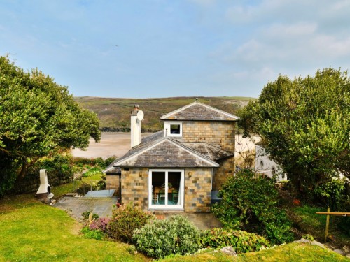 Holiday home - 12 persons -  - PL28 8LR - Porthcothan Bay