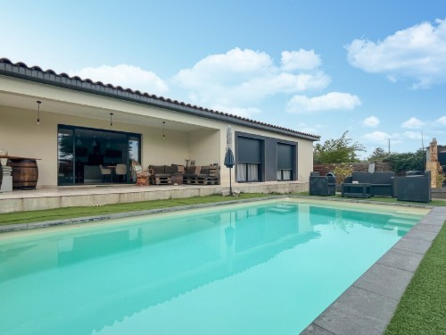 Holiday home - 6 persons -  - Route de Bagnols - 30150 - St-Genies-De-Comolas
