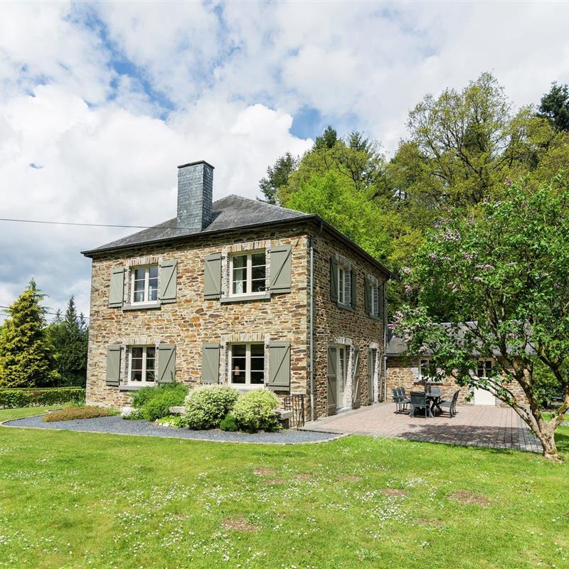 Hytte - 6 personer -  - 5550 - Alle-Sur-Semois