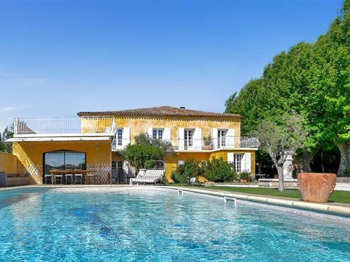 Sommerhus - 12 personer -  - Route de Saumane - 84800 - L'isle Sur La Sorgue