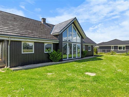 Sommerhus - 10 personer -  - Skovfyrvænget - Tørresø - 5450 - Otterup