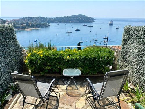 Holiday Home/Apartment - 2 persons -  - 105, avenue Leopold - 06230 - Villefranche-Sur-Mer