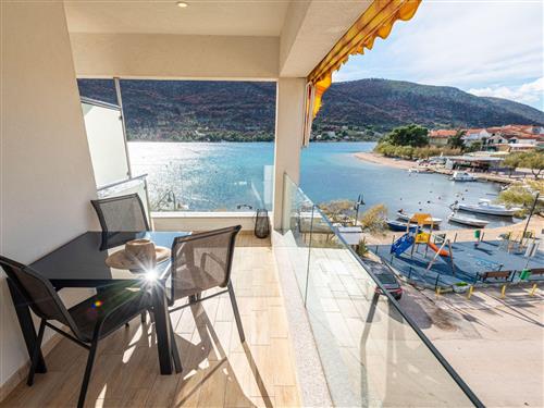 Holiday apartment - 2 persons -  - Bilice - 22000