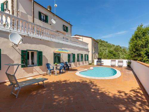 Feriehus - 16 personer -  - Loc. Tolceto Olivella - Sestri Levante - 16040 - Ne