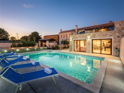 Holiday home - 11 persons -  - Pula/Banjole - 52100