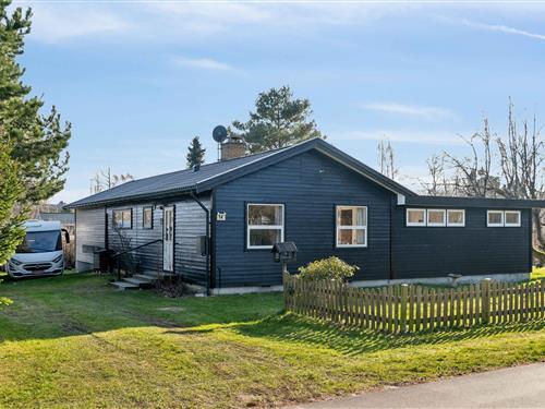 Holiday Home/Apartment - 6 persons -  - Alumevangen - 3250 - Gilleleje